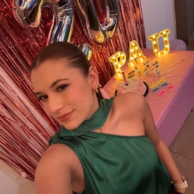 issapaulinas's profile picture. R4GyO🌸