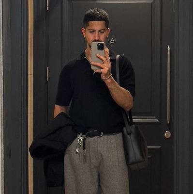 utd_user's profile picture. I'm all about Cench,Barcelona and ofc Messi.