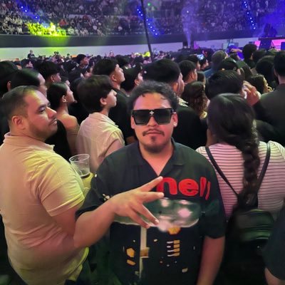 definetlynotjos's profile picture. it’s a hard cowboy world out here playboi 🤠