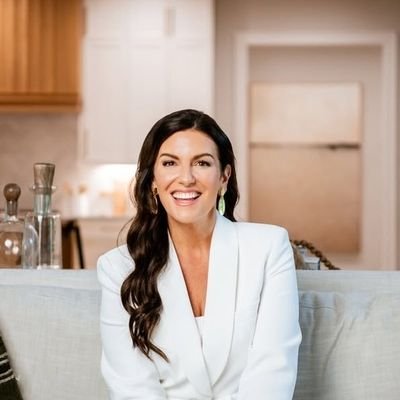 ovocruis14e's profile picture. Every accomplishment begins with a decision making to try