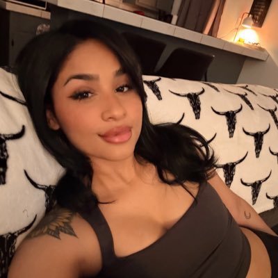 karixssa's profile picture. no God, no peace, know God, know peace ♱