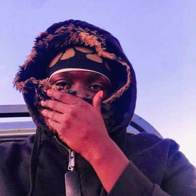 itsnotsac's profile picture. random and spontaneous nigga…pro rambling at best…Med Student 💀👨🏿‍⚕️(Apparently)