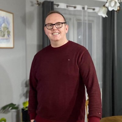 LukaszZalewski_'s profile picture. Czytam, bo lubię.

Karl Ove Knausgård, J.M. Coetzee, Mario Vargas Llosa, Olga Tokarczuk i inni.

Milano, Dublin, Toronto, Paris.
🇵🇱🇮🇹🇨🇦🇫🇷