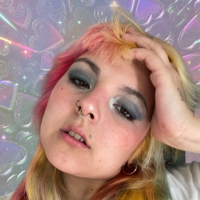 izzy_michea's profile picture. constantly wondering what the internet tastes like🎶 Illustrator, film maker, model, babysitter, and nail technician. 28 y old (she/her)