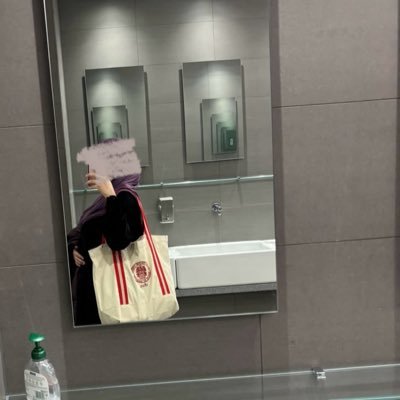 girlypopflair's profile picture. 🇫🇯 Hanisi |