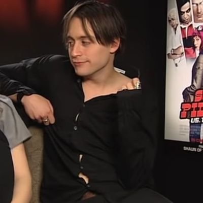 caostroxico's profile picture. +18 ⬆
roachification irl