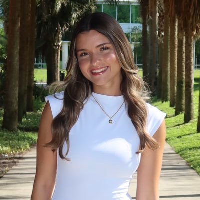 gabscreativeugc's profile picture. Creative Strategist & Creator Management lead for @DayandKnightUGC - UGC Creative Agency gabby@dayandknightugc.com 💌