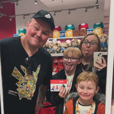 TJNTCG's profile picture. A adult Pokémon TCG player. Opinions are my own. Peace and love to all.