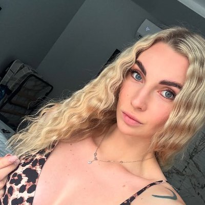 1FizzyWater's profile picture. Food, film, outdoors, animals. Always carry a fork just in case cake happens. Protect our kids. Home our own first. You cant change sex.