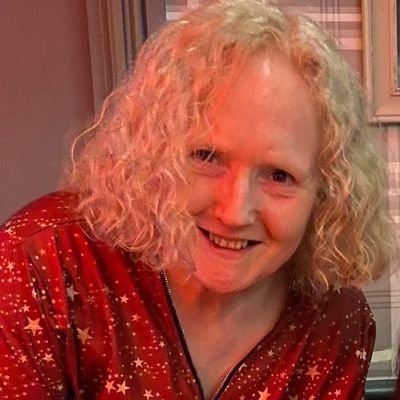 alibee200's profile picture. Adult human female She/her. Duck in' potteries. Adult daughter ❤️s Johnny Depp, 📚 esp biogs Rock music 🎸 podcast, old comedies/films. Being with friends.