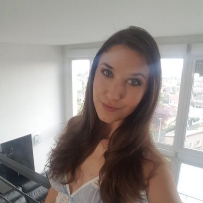 stephanie6765's profile picture. coucou