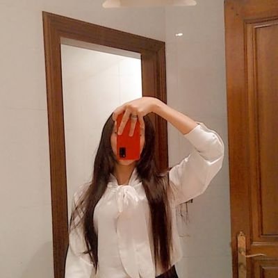 merykm3's profile picture. Software engineer  👩‍💻
Coffeeholic ☕