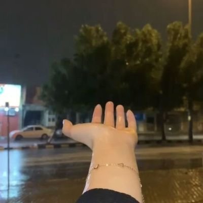 Fading_echoeS_'s profile picture. nobody really likes us except us... though at times even we don't!