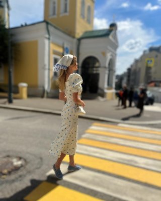 Elena17717qv's profile picture. 👗 Fashion lover | 🏌️‍♂️ Golf enthusiast | 🍷🍣 Living for good vibes, travel, and great food. Always chasing freedom and hope.