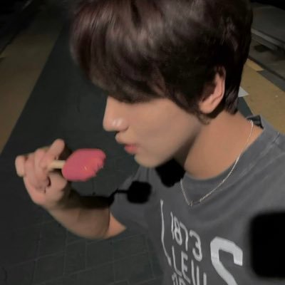 hyucmi's profile picture. 