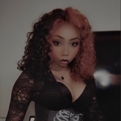 PrettyxPeculiar's profile picture. 🕷️˚₊ ⋆ ☠︎︎ ⋆ ₊˚ℌ𝔢𝔵: 𝔑𝔬 𝔬𝔫𝔢 𝔈𝔰𝔠𝔞𝔭𝔢𝔰 𝔇𝔢𝔞𝔱𝔥˚₊ ⋆ ☠︎︎ ⋆ ₊˚ 🕷️𝔑𝔢𝔯𝔡𝔶•|• ℭ𝔬𝔰𝔭𝔩𝔞𝔶𝔢𝔯•|• 𝔊𝔞𝔪𝔢𝔯