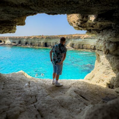 joshvineyy's profile picture. 