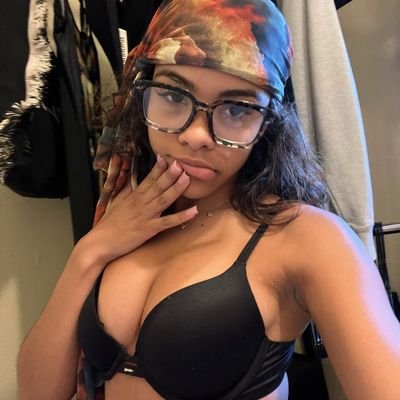 Folarinkay's profile picture. Curves, charm & confidence everything you crave in one package 💕
Let’s turn your fantasy into something unforgettable 🔥
📍 Available | Discreet | Real energy