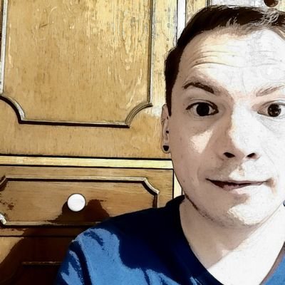 siraproma's profile picture. ☣😷☣
The world is a vampire 😎