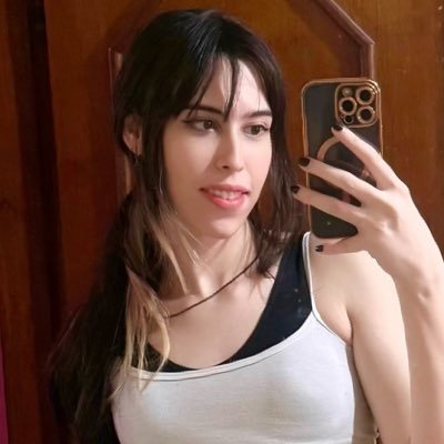 ashleevrc_25's profile picture. 