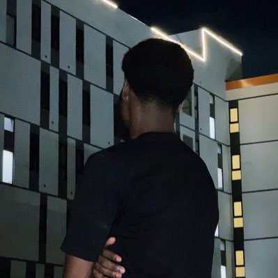 onespeechless_'s profile picture. Entrepreneur | Car Lover | Outfit Lover | Motivational Speaker 🤍