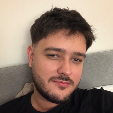 filipezei's profile picture. Tweets mainly about MlM ships | #Robron #Ballum #Buddie #Gallavich | based in Portugal 🇵🇹