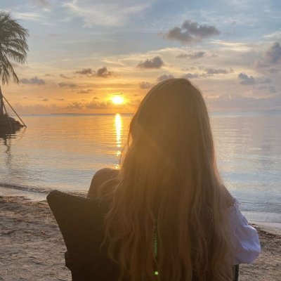 l_ts9_4's profile picture. 🌷🌸