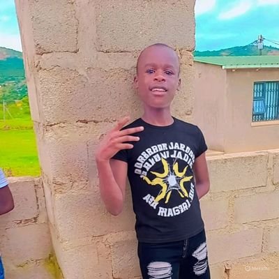 Thabo_xxOffcial's profile picture. hi everyone my name is Thabo or you can call me Kwenzokuhle My surname is Nsibande you may know me as 4Acee 󱢏