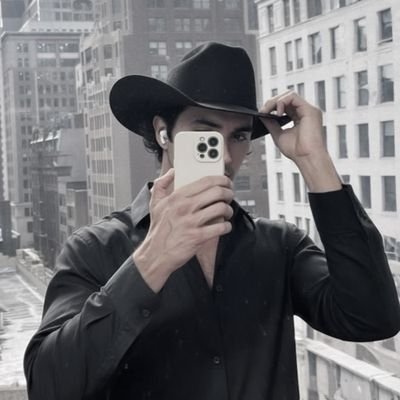 disenchnted_'s profile picture. 