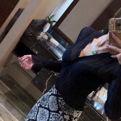 ScumbagArchive's profile picture. Love is a power