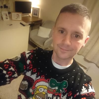 Azzrail360's profile picture. Graduate of Glyndwr University BEng Hons Electronic & Electrical Engineering.
Says crazy things at job interviews.