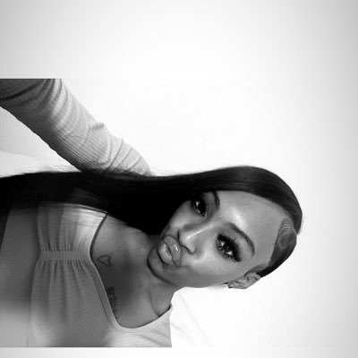 Tyraericaa's profile picture. 