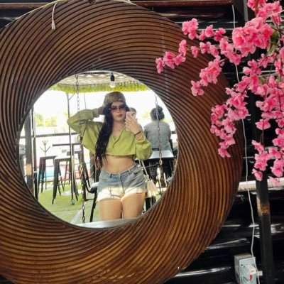 DaniM81304's profile picture. Daniela / 24 años 🎀🍯