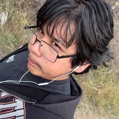 ultimate_h8r's profile picture. I just wanna be here idk