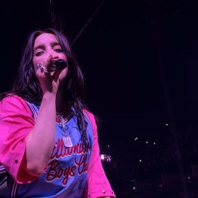 kaarrleyy's profile picture. i feel more and more like i was made for you 💫