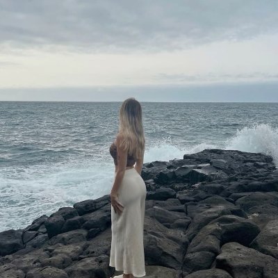 kumustw's profile picture. 