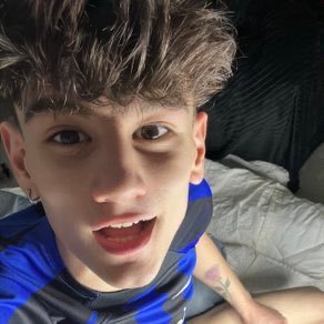 elias___twink's profile picture. Twink boy young and And flirty just down for meet up hit me up for more fun😍🌈🌈 https://t.co/tiz1RPDjR2