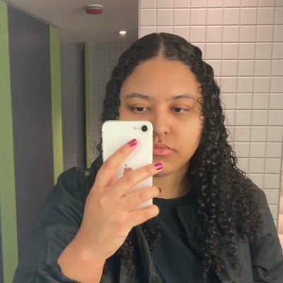 ericaishereee's profile picture. 