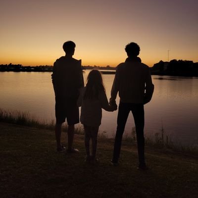 LJL_lex's profile picture. 👑 Sé hablar de River y de Derecho.

Creo en Jesús y Santa Gilda.

⭐⭐⭐ CIVITAS DEI

de la calle y el rock.