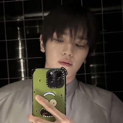 limboonwer's profile picture. Metamorphosis, born in fire then I fly away