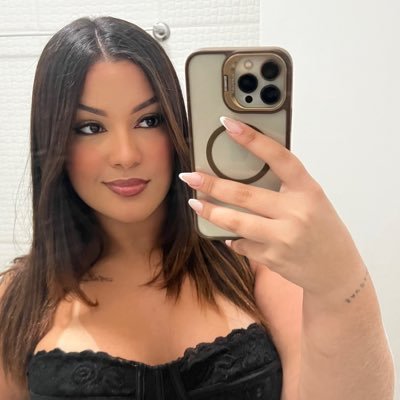 raissa_tyf's profile picture. quem me navega é o mar 🌊⚔️