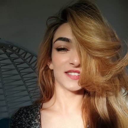 sherlockwhatso's profile picture. 🏊
.
Şikarınız niy sanki