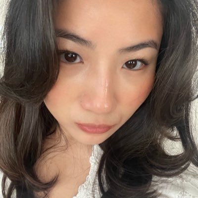 tndrlvv's profile picture. tiny, pretty