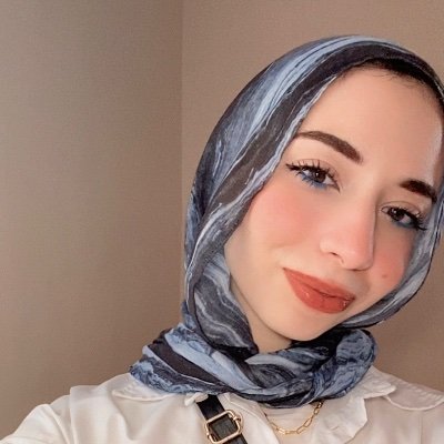 yomnnnaa's profile picture. 