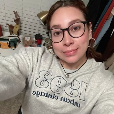 ruth_lawso3's profile picture. Life is better in color.