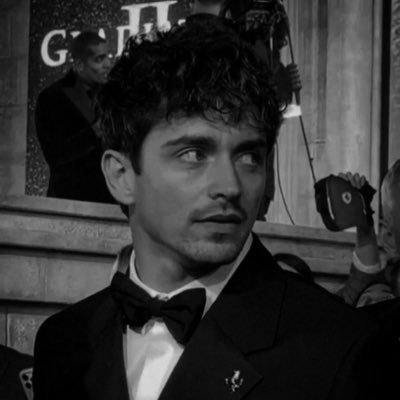 wahedmarib's profile picture. 