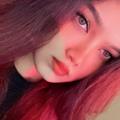 PhewPhewuu's profile picture. 