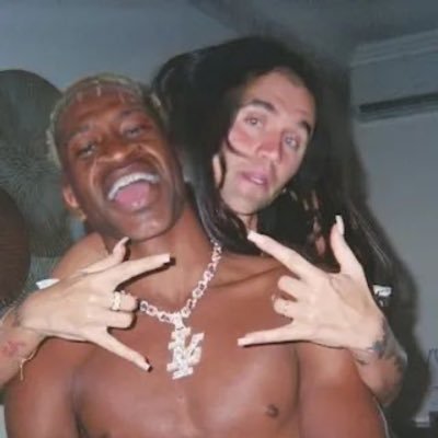 vuduciaild's profile picture. ultradestra, account satirico