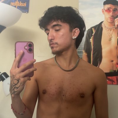 paphitozed's profile picture. 