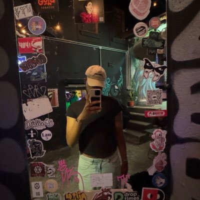 at_u_worst's profile picture. Luis Massue